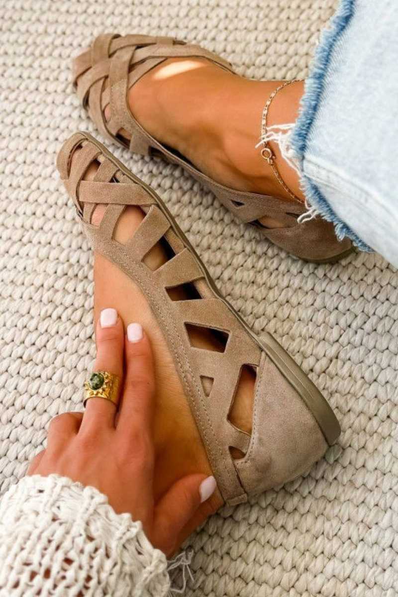 Sandra | Sandalias planas con puntera abierta y tejido trenzado