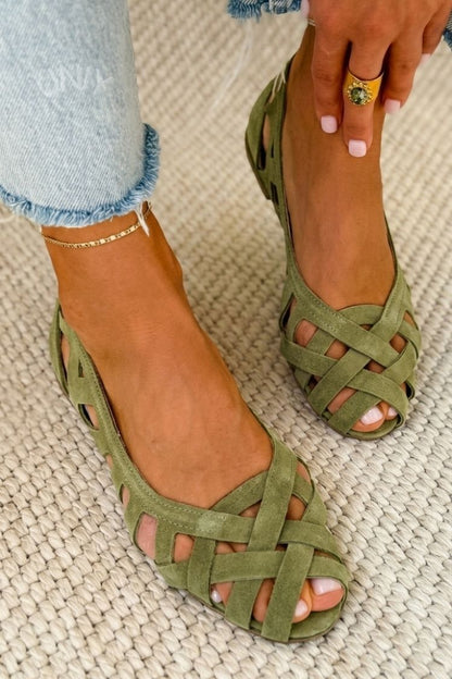 Sandra | Sandalias planas con puntera abierta y tejido trenzado