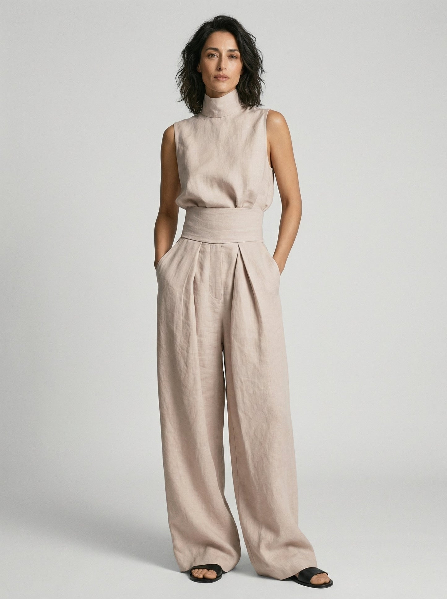 Nuria | Conjunto minimalista de blusa sin mangas